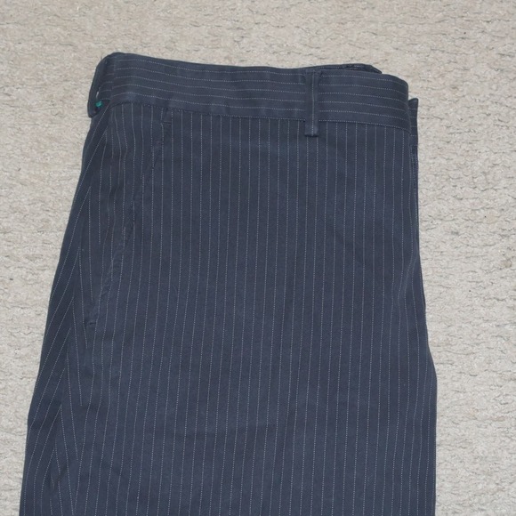 Express Producer Pants. Charcoal Gray Pinstripe Size 34 x 32, high rise - Picture 7 of 14